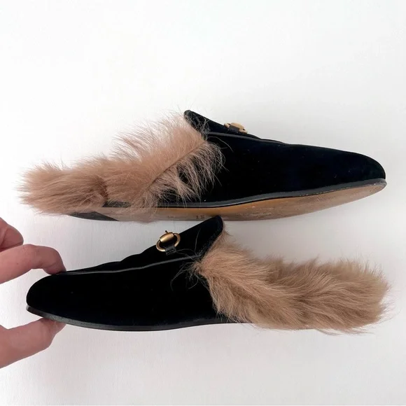 GUCCI || Princetown Fur Black Velvet Horsebit Mules Flats Slides Slippers US 7 - Picture 6 of 9